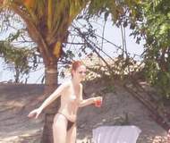 beach naked sexy teen