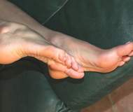 girls with ticklish feet