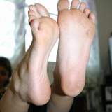 pretty black female feet and toes