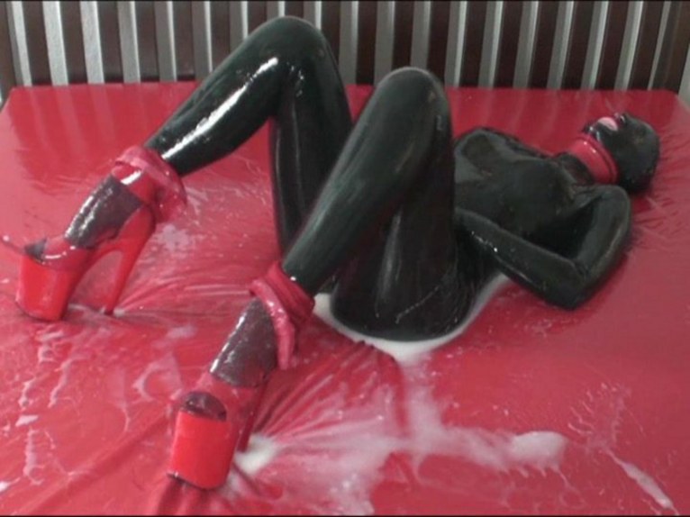 766px x 574px - Anal bondage in latex - Other